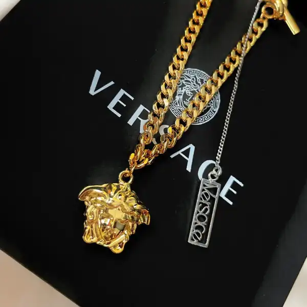 OldCobbler Bags VERSACE NECKLACE 0124