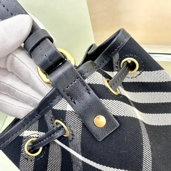 OldCobbler Bags Burberry Mini Check Drawstring Pouch​ 0130