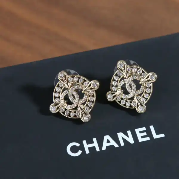 CHANEL EARRINGS 0129