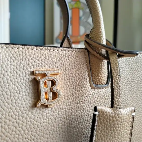 OldCobbler Bags BURBERRY Small Frances Bag 0130