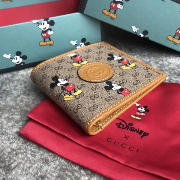 OldCobbler Bags Disney x Gucci GG Wallet 0131