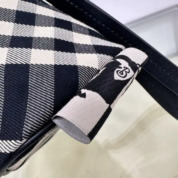 OldCobbler Bags Burberry Mini Check Drawstring Pouch​ 0130