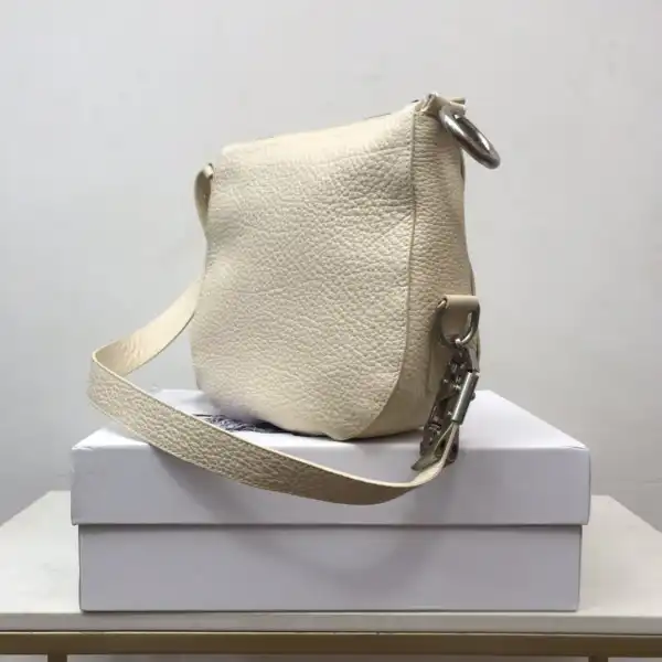 OldCobbler Bags BURBERRY Small Knight Bag-24*8*23cm 0130