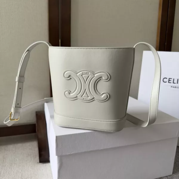 CELIN* MINI BUCKET CUIR TRIOMPHE 0120