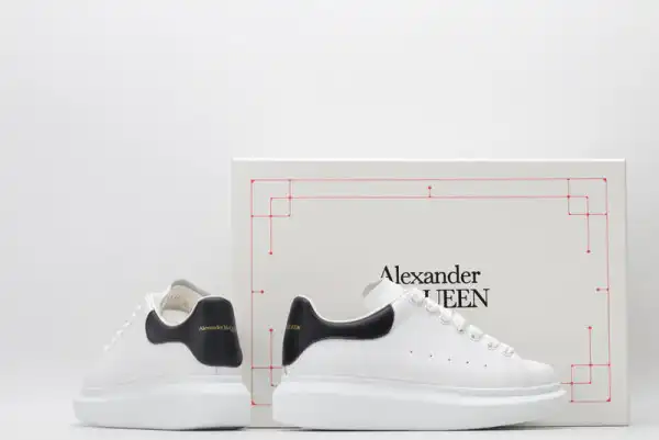 OldCobbler Bags ALEXANDER MCQUEEN Oversized Sneaker 0203